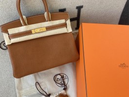 爱马仕包多少钱专卖店(爱马仕包包一般在什么价格)