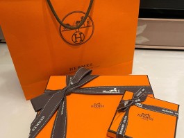 爱马仕外包装盒(爱马仕外包装盒子)