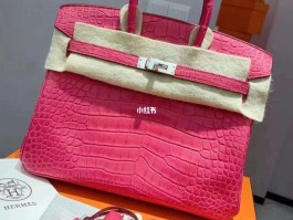 爱马仕粉色鳄鱼皮birkin(爱马仕birkin30鳄鱼皮绿色)