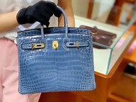 爱马仕birkin30包包身份证信息在哪里的简单介绍