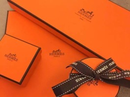 爱马仕怎么系包装(爱马仕怎么系包装袋)
