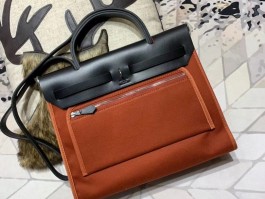爱马仕手工编织包包教程视频(爱马仕手工编织包包教程视频大全)