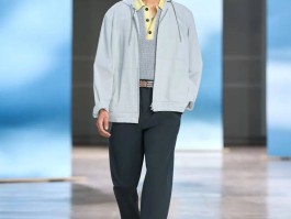 爱马仕进军定制服装市场(爱马仕进军定制服装市场怎么样)