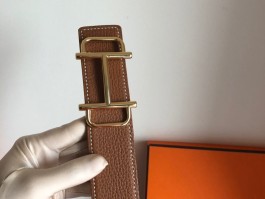 包含爱马仕包包的金属扣是什么材质的词条