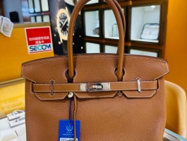 爱马仕铂金包30寸价格(爱马仕铂金包30专柜价格)