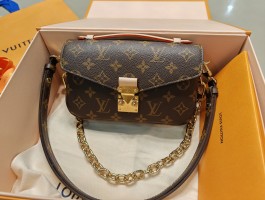 马来西亚必买奢侈品女包品牌(马来西亚必买奢侈品女包品牌有哪些)