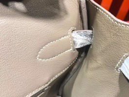 爱马仕喜马拉雅鳄鱼皮铂金包(爱马仕铂金鳄鱼皮包全球三个限量款)