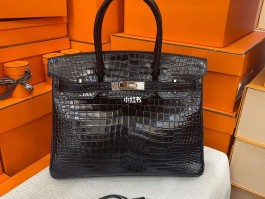 爱马仕黑金鳄鱼皮小号是什么(爱马仕鳄鱼皮黑金birkin)