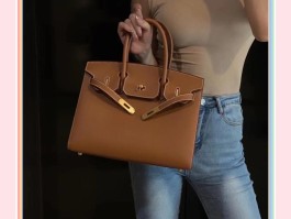 爱马仕铂金鳄鱼皮真假区别(爱马仕鳄鱼皮黑金birkin)