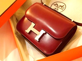 爱马仕包是什么皮质(爱马仕包的皮料有哪些)