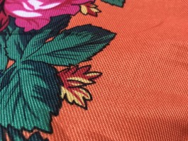 马来西亚女包头巾文案(马来西亚的头巾是什么做的)