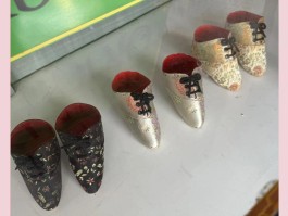马来西亚丝绸包包(马来西亚女士喜欢的丝巾样式)