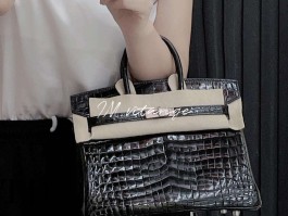 爱马仕鳄鱼皮黑金birkin(爱马仕鳄鱼皮25黑色金扣birkin)