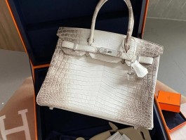爱马仕女包价格与图片(爱马仕女包价格与图片 kelly)