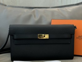 回收爱马仕黑色包包(回收爱马仕黑色包包多少钱)