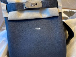 爱马仕男包商务(爱马仕男包商务包)