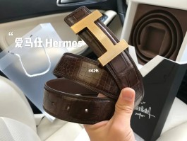 爱马仕鳄鱼皮带图片(爱马仕鳄鱼皮带真假)