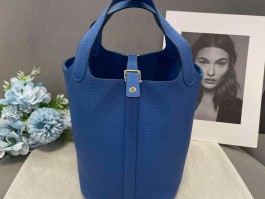 爱马仕女包正品清仓(爱马仕女包正品清仓多少钱)